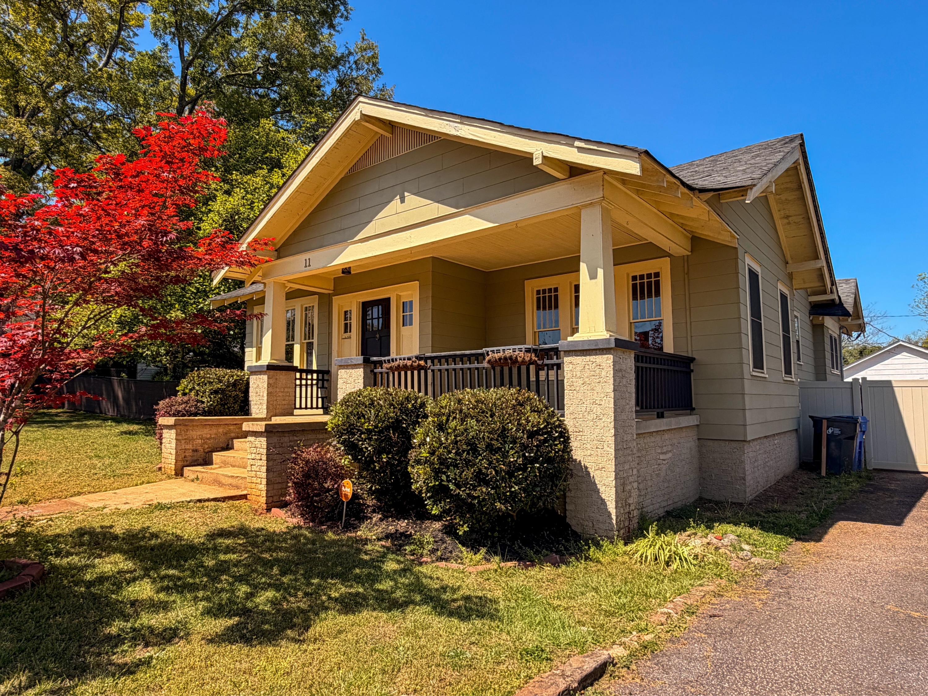 11 Perry Road